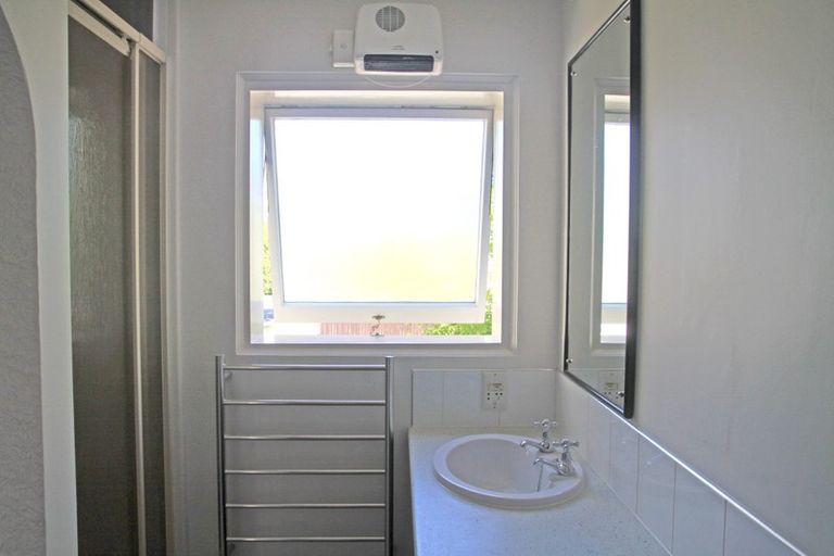 Photo of property in 1/16 Kilmarnock Street, Riccarton, Christchurch, 8011