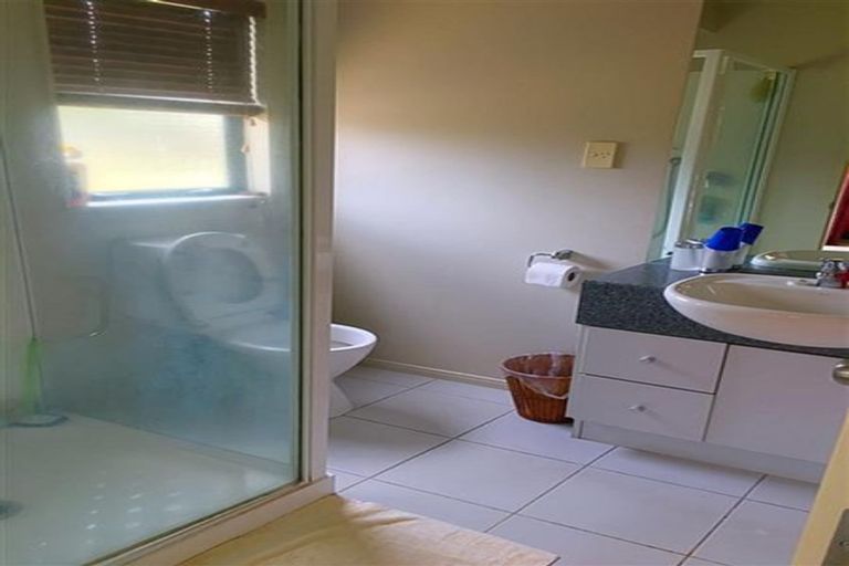 Photo of property in 174 Wattle Farm Road, Wattle Downs, Auckland, 2103