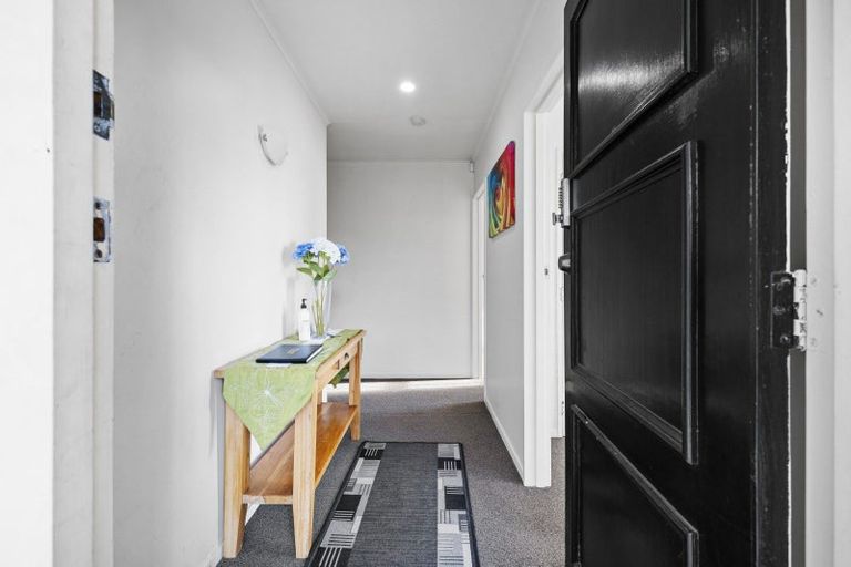 Photo of property in 108 Benmore Avenue, Cloverlea, Palmerston North, 4412