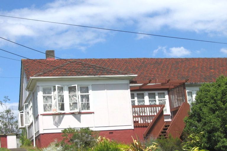 Photo of property in 15 Alamein Terrace, Mount Albert, Auckland, 1025