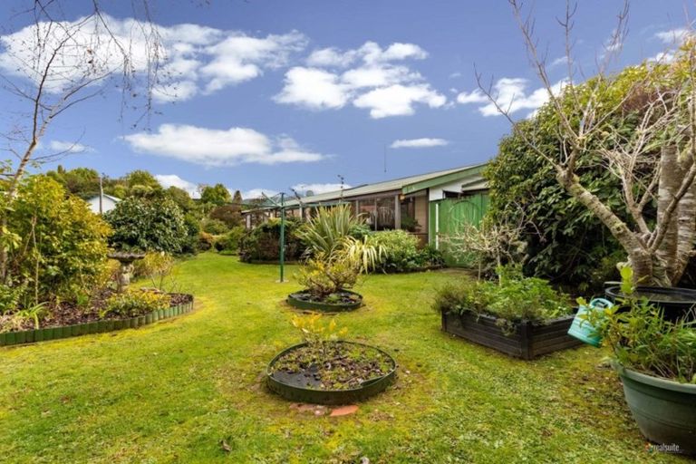 Photo of property in 81 Field Street, Silverstream, Upper Hutt, 5019