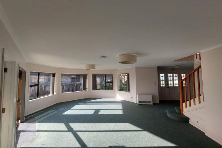 Photo of property in 167 Heta Road, Highlands Park, New Plymouth, 4312