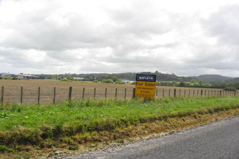 Photo of property in 158 Walker Road, Opaheke, Papakura, 2584