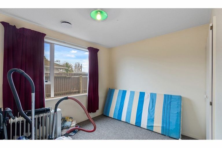 Photo of property in 1 Skerten Avenue, Hornby South, Christchurch, 8042