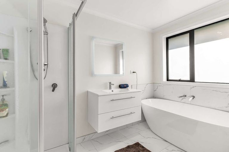 Photo of property in 28 Inuwai Street, Glenview, Hamilton, 3206