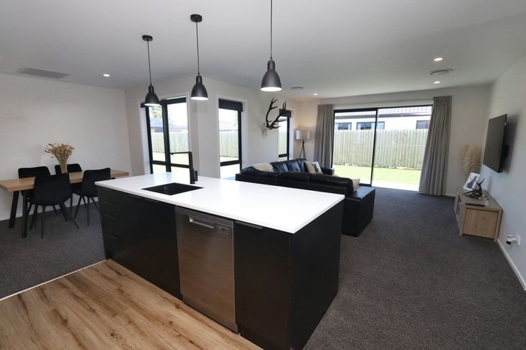 Photo of property in 17 Roxburgh Place, Tinwald, Ashburton, 7700