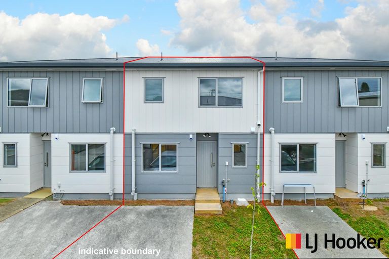 Photo of property in 6/70 Clevedon Road, Papakura, 2110