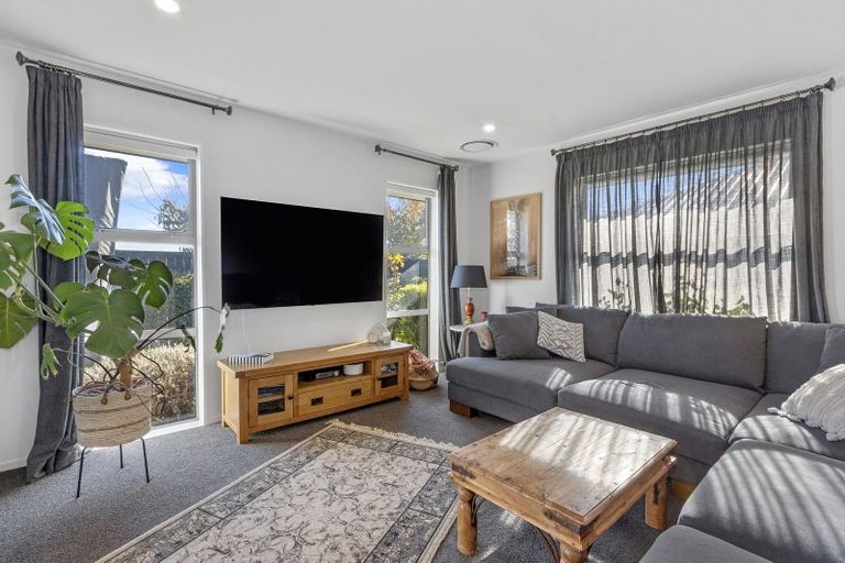 Photo of property in 2 Amelia Place, Wigram, Christchurch, 8025