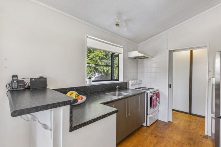 Photo of property in 105 Wattle Farm Road, Wattle Downs, Auckland, 2103