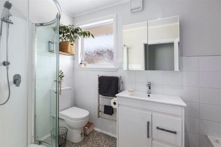 Photo of property in 31 Brora Crescent, Papakowhai, Porirua, 5024