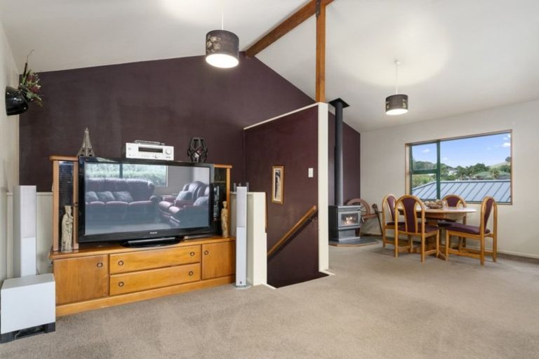 Photo of property in 17 Vanderbilt Place, Welcome Bay, Tauranga, 3112