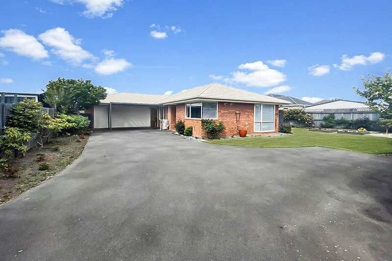 Photo of property in 10a Mundys Road, Dallington, Christchurch, 8061