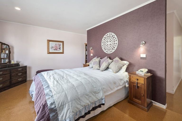 Photo of property in 33 Turangitukua Terrace, Kuratau, Turangi, 3381