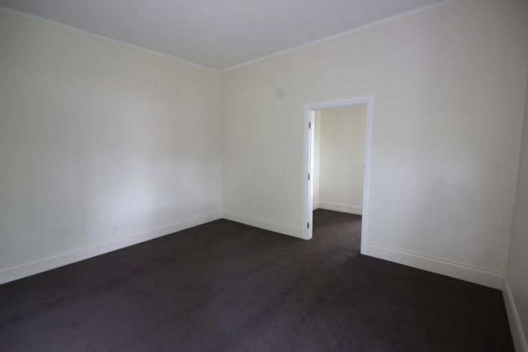 Photo of property in 8 Ward Street, Palmerston North, 4410