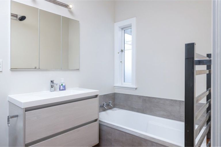 Photo of property in 28 Second Street, Lansdowne, Masterton, 5810