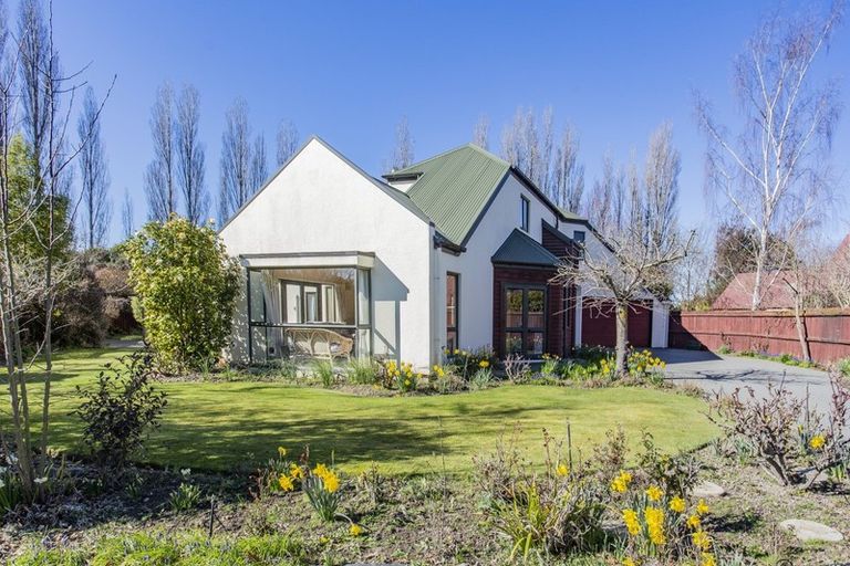 Photo of property in 23 Rickton Place, Rangiora, 7400