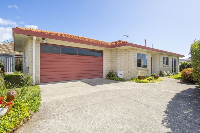 Photo of property in 48 Plateau Heights, Mount Maunganui, 3116