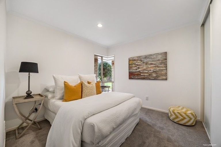 Photo of property in 4 Red Shed Lane, Albany, Auckland, 0632