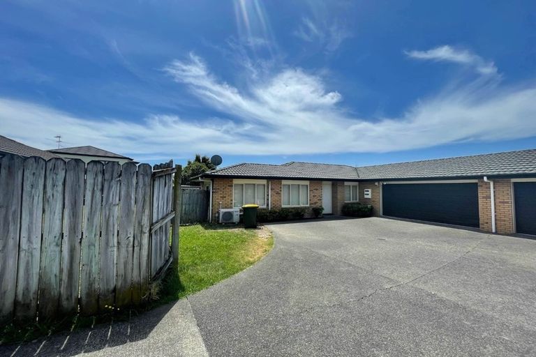 Photo of property in 28 Raphoe Road, Flat Bush, Auckland, 2019