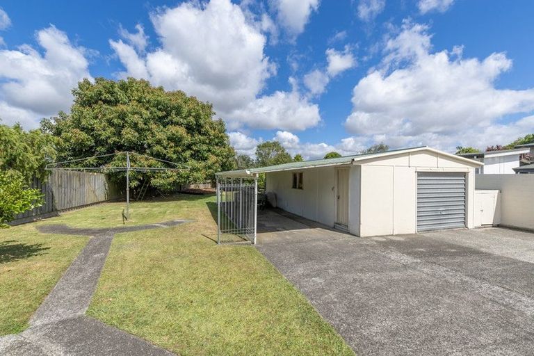 Photo of property in 42 Great South Road, Huntly, 3700