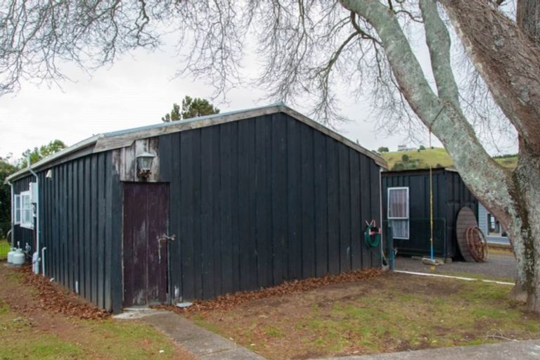 Photo of property in 121 Durrant Drive, Whangamata, 3620