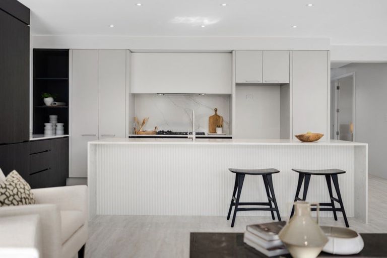 Photo of property in 25 Compass Way, Half Moon Bay, Auckland, 2012