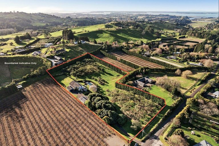 Photo of property in 38 Vernon Road, Minden, Tauranga, 3171