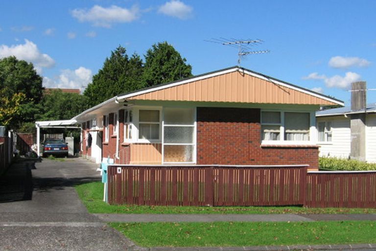 Photo of property in 1/8 Edgewater Drive, Pakuranga, Auckland, 2010