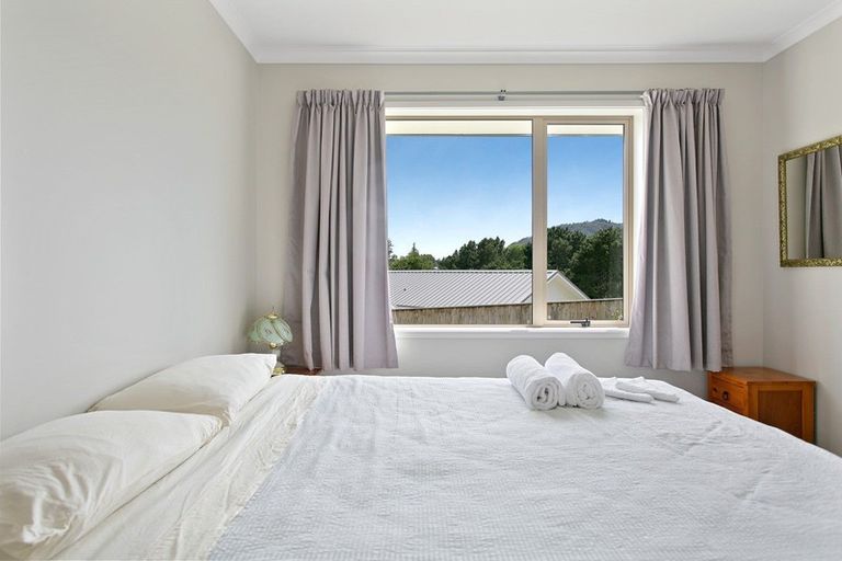 Photo of property in 45 Botanical Heights Drive, Waipahihi, Taupo, 3330