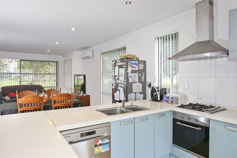 Photo of property in 30 Kauri Drive, Takanini, 2112