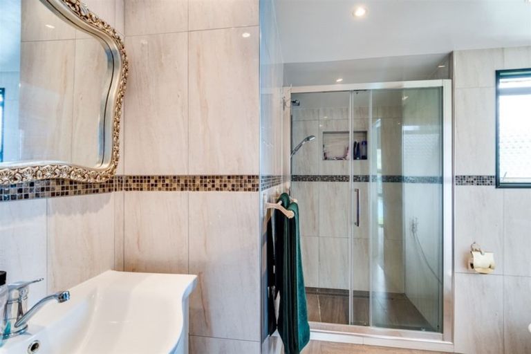 Photo of property in 3 Neagle Place, Greenmeadows, Napier, 4112