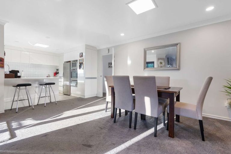 Photo of property in 53 Santa Monica Drive, Papamoa Beach, Papamoa, 3118