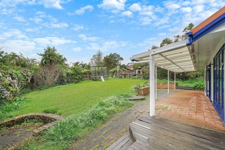 Photo of property in 67 Rangeview Road, Sunnyvale, Auckland, 0612