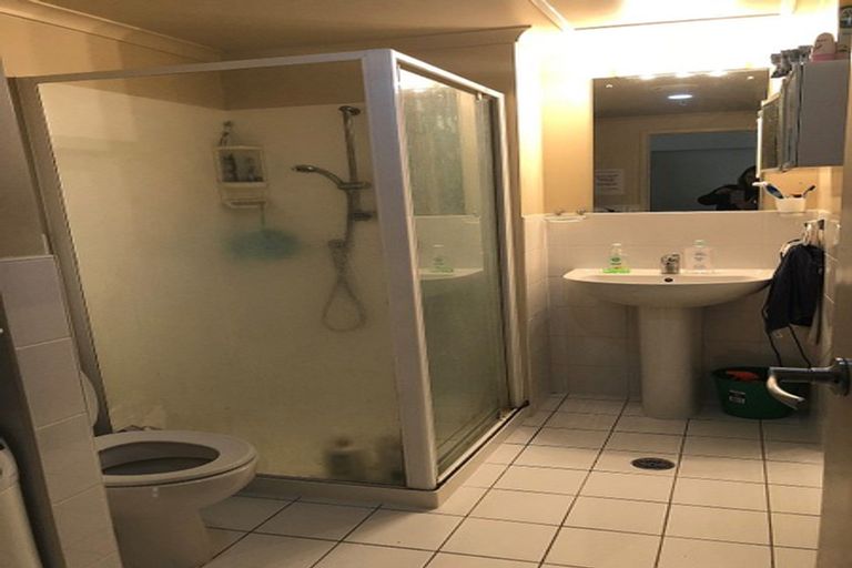 Photo of property in The Rennaissance, 2k/18 Ronwood Avenue, Manukau, Auckland, 2104