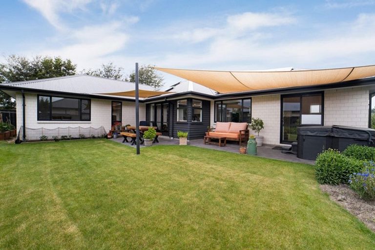 Photo of property in 11 Welsh Road, Halswell, Christchurch, 8025