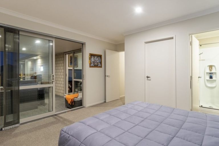 Photo of property in 2 Damien Place, Ohauiti, Tauranga, 3112