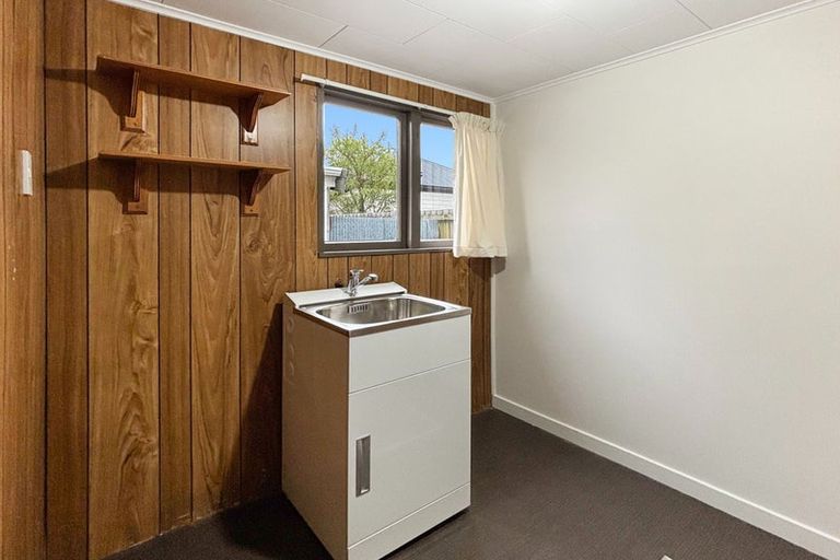 Photo of property in 2 Meadowville Avenue, Spreydon, Christchurch, 8024