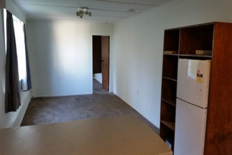 Photo of property in 2/12 Halifax Street, Kingston, Wellington, 6021