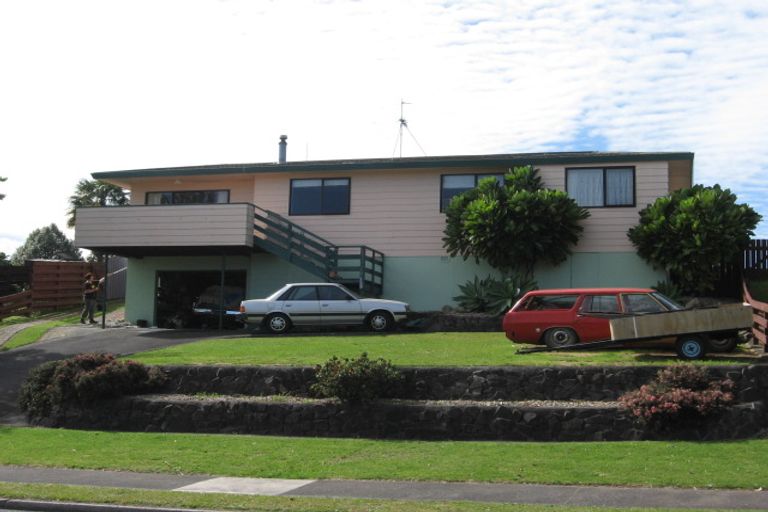 Photo of property in 14 Flinders Place, Welcome Bay, Tauranga, 3112