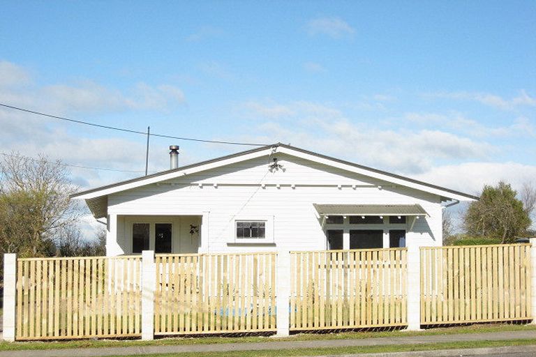 Photo of property in 19 Jellicoe Street, Waipukurau, 4200