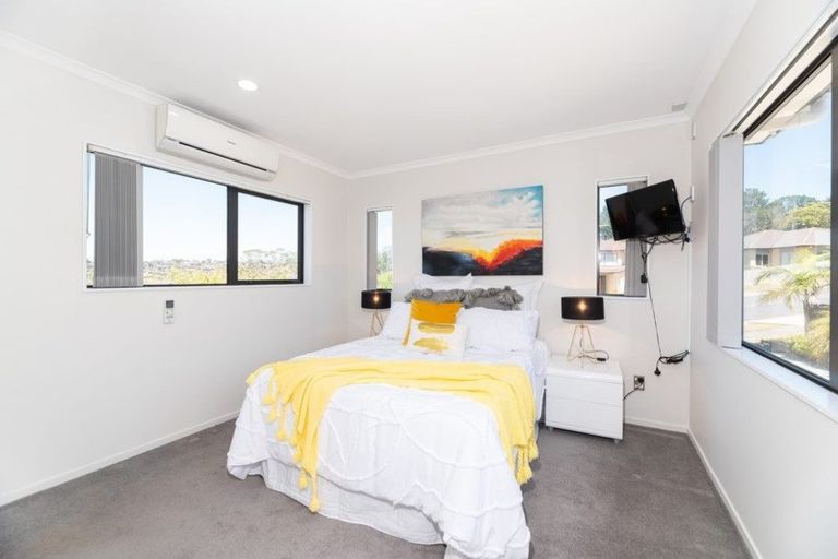 Photo of property in 63 Lake Panorama Drive, Henderson, Auckland, 0612