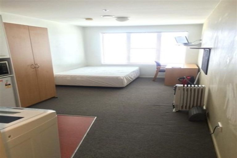 Photo of property in Orange Apartments/victoria Centr, 511/169 The Terrace, Wellington Central, Wellington, 6011