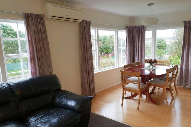 Photo of property in 199 Dowse Drive, Maungaraki, Lower Hutt, 5010