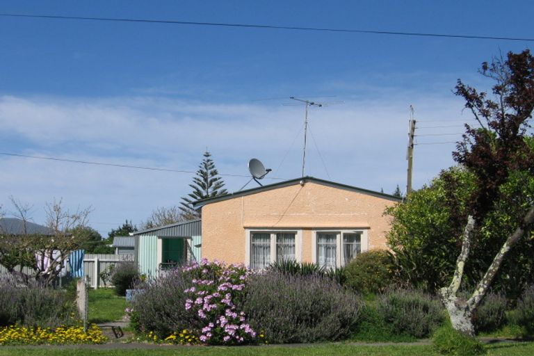 Photo of property in 38 Andrew Street, Elgin, Gisborne, 4010
