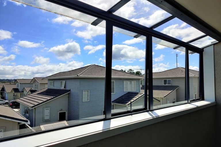 Photo of property in 14 Butia Avenue, Henderson, Auckland, 0612