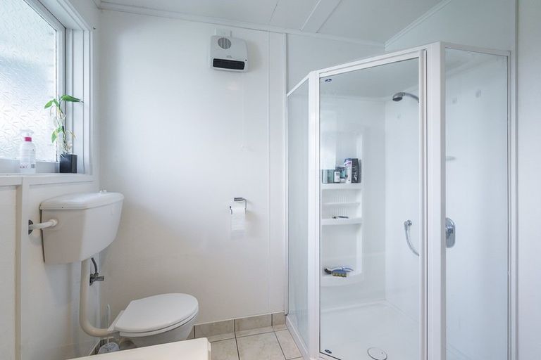 Photo of property in 52a Tui Road, Raumati Beach, Paraparaumu, 5032