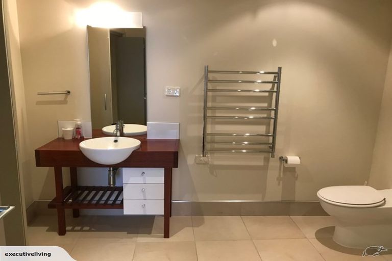 Photo of property in Quarterdeck, 14/4 Buller Street, New Plymouth, 4310