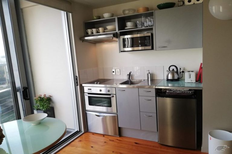 Photo of property in Scotia Tower Apartments, 7e/8 Scotia Place, Auckland Central, Auckland, 1010