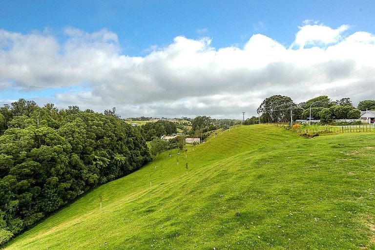 Photo of property in 396 Tukapa Street, Hurdon, New Plymouth, 4310