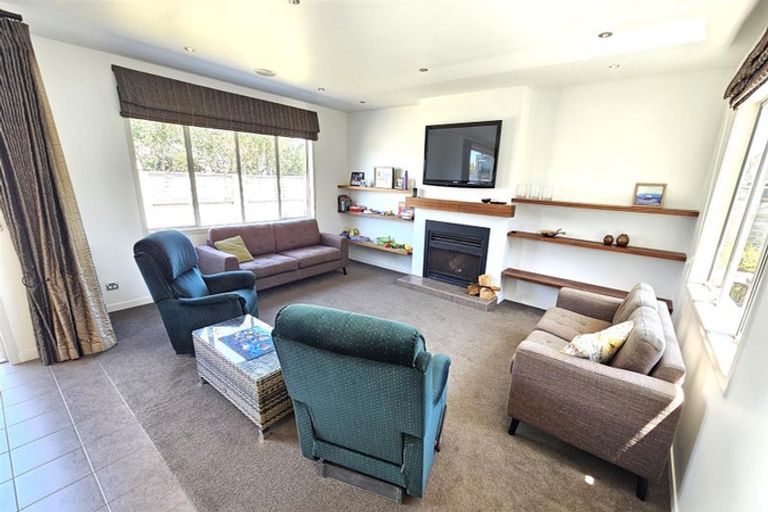 Photo of property in 128 Harbour Drive, Matarangi, Whitianga, 3592